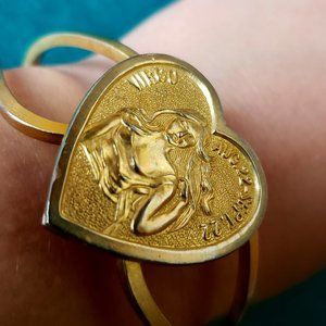2/10$ Virgo bracelet, heart shaped